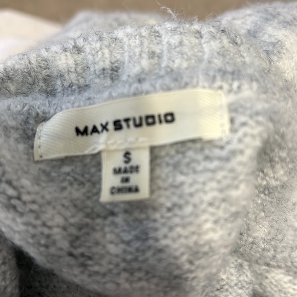 Heather gray sweater - Picture 4 of 6